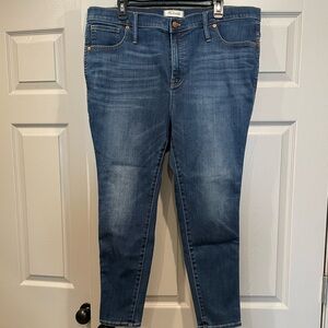 10” High-Rise Skinny Jeans Petite
